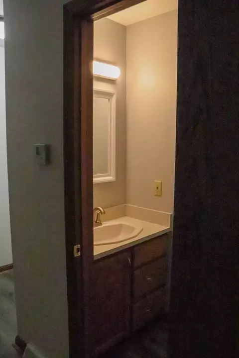 302 Wrexham Ln, Maumee, OH 43537 photo 7