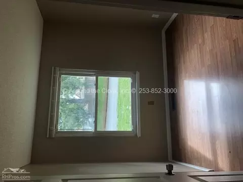 3322 SW 340th Pl, Federal Way, WA 98023