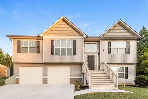 104 Skylar Ct, Dallas, GA 30157
