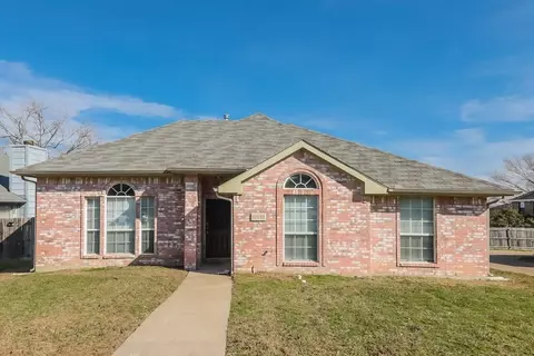 12830 Park Hill Ct, Balch Springs, TX 75180