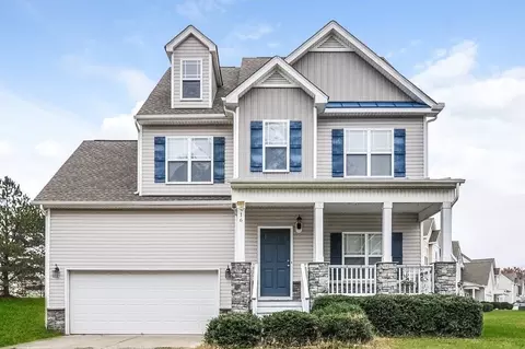 16 Hollyridge Ct, Clayton, NC 27527