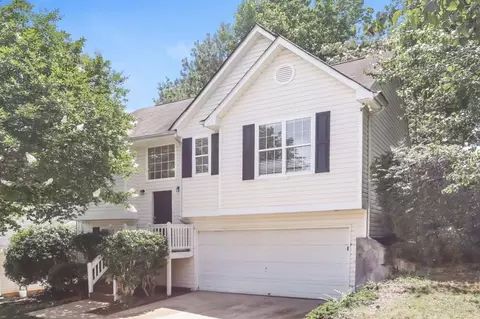 3706 Wavetree Overlook NW, Acworth, GA 30101