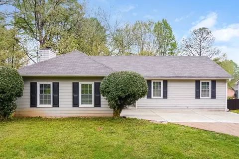 1471 Daniel Ln, Lawrenceville, GA 30046