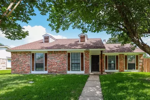 490 Rainier St, Cedar Hill, TX 75104