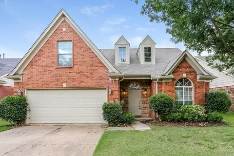 4832 Ashcroft Dr, Memphis, TN 38125