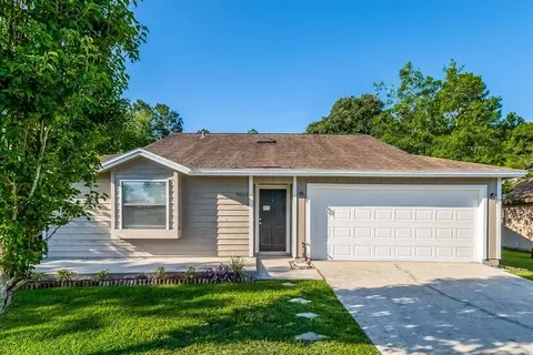 7039 Eagles Perch Dr, Jacksonville, FL 32244