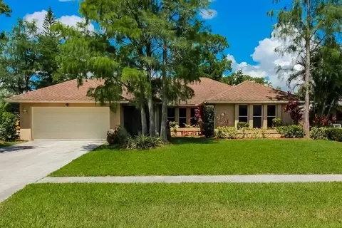 547 Indigo Ave, Wellington, FL 33414
