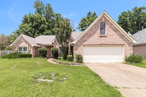 8642 Tropicana Dr N, Memphis, TN 38018
