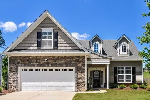 353 Collinsworth Dr, Clayton, NC 27527