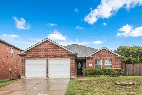 711 River Run Dr, Glenn Heights, TX 75154