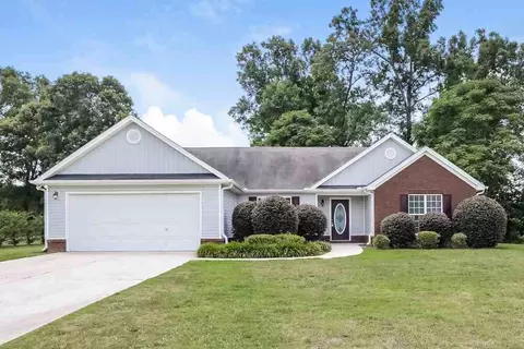 820 Brandon Dr, Winder, GA 30680