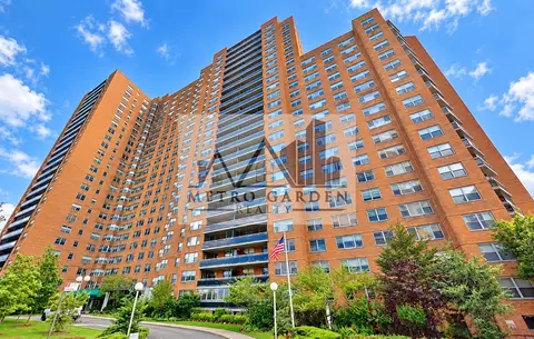 70-25 Yellowstone Blvd #11P, Forest Hills, NY 11375