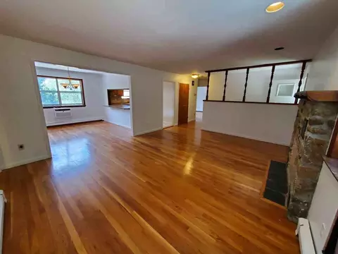 20 Baltic Pl, Croton On Hudson, NY 10520