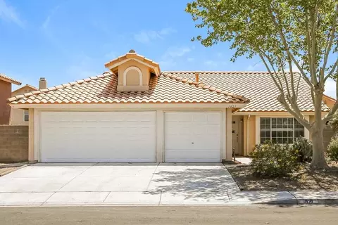 1621 Running Creek Dr, North Las Vegas, NV 89031