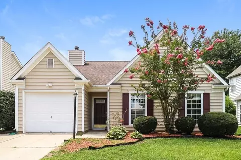 8411 Galena View Dr, Charlotte, NC 28269