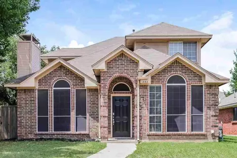 1453 Ridgecreek Dr, Lewisville, TX 75067