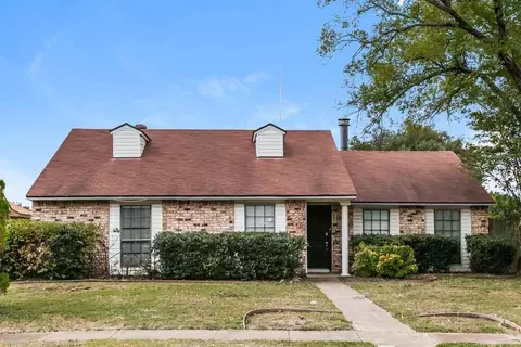 401 Rainier St, Cedar Hill, TX 75104