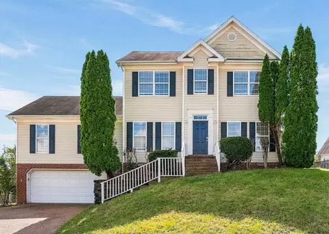 2805 Aston Woods Ct, Thompsons Station, TN 37179