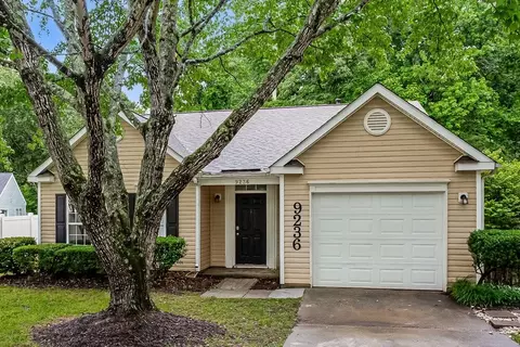 9236 Kimmel Ln, Charlotte, NC 28216