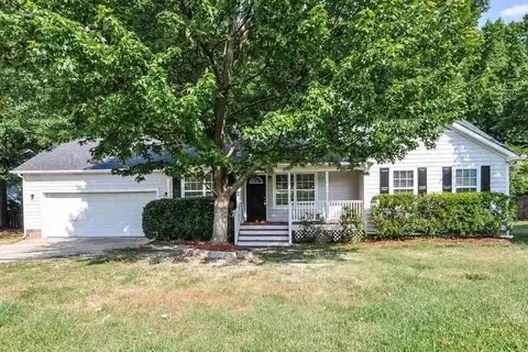 901 Perry Howard Rd, Fuquay Varina, NC 27526
