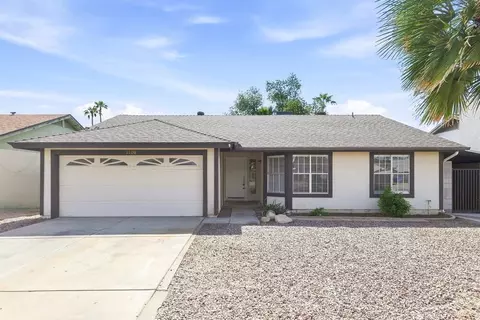 1101 W Wickieup Ln, Phoenix, AZ 85027