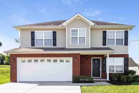404 Glenmore Ct, La Vergne, TN 37086
