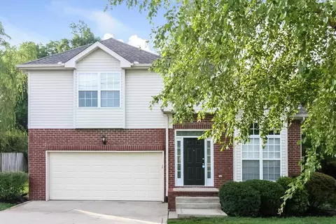 131 E Braxton Ln, Hendersonville, TN 37075