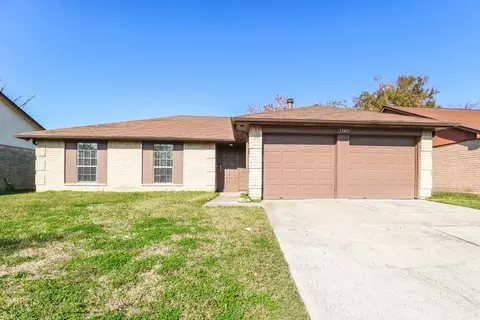 13411 Reads Ct, Houston, TX 77015