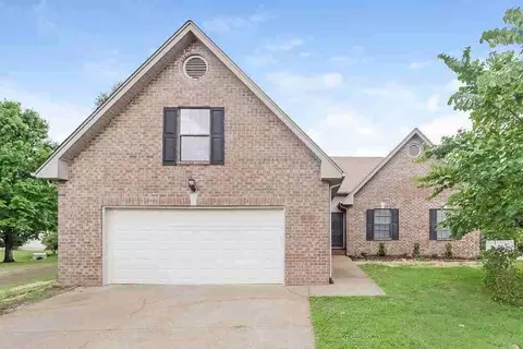 412 Bridgeton Cove Ct, Antioch, TN 37013