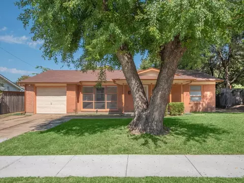 403 Rolando Dr, Garland, TX 75040