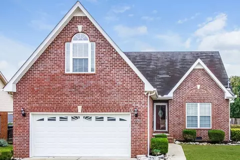 2910 Iona Dr, Smyrna, TN 37167