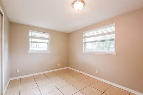 302 Spring Lake Cir, Ocoee, FL 34761 photo 8