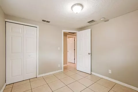 302 Spring Lake Cir, Ocoee, FL 34761 photo 12