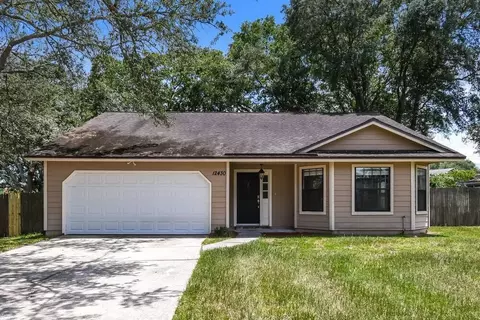 12430 Running River Rd S, Jacksonville, FL 32225