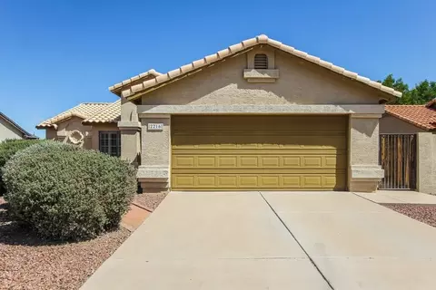 2216 E Sherri Dr, Gilbert, AZ 85296
