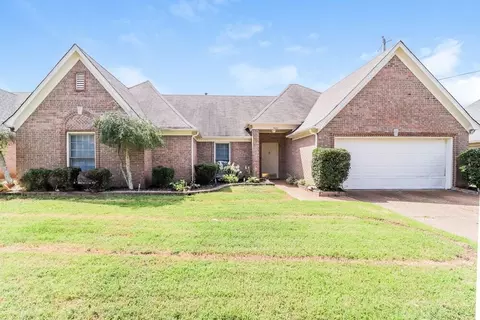 7625 Dexter Park Dr, Cordova, TN 38016