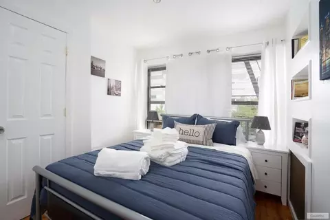 312 E 104th St #3W, New York, NY 10029