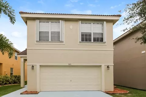 7673 Springfield Lake Dr, Lake Worth, FL 33467