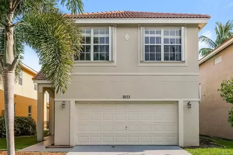 7673 Springfield Lake Dr, Lake Worth, FL 33467