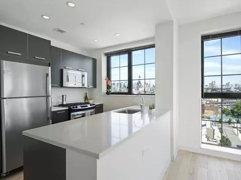 Undisclosed, New York, NY 11101