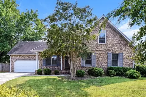 1802 Cascade Ct, Murfreesboro, TN 37127