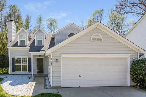 10115 Northwoods Forest Dr, Charlotte, NC 28214
