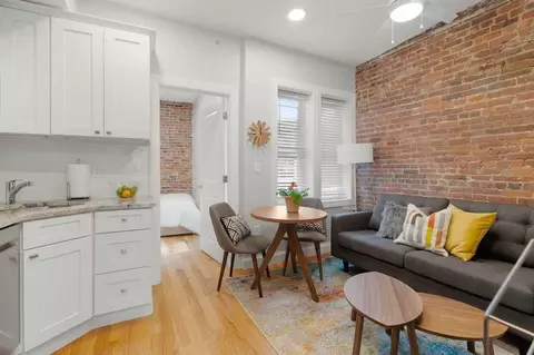 120 Kingston St, Boston, MA 02111