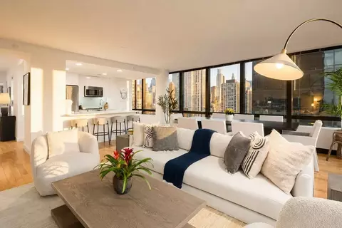 67 Wall St, New York, NY 10005