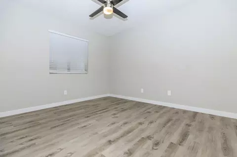 8130 W Indian School Rd, Phoenix, AZ 85033 photo 22
