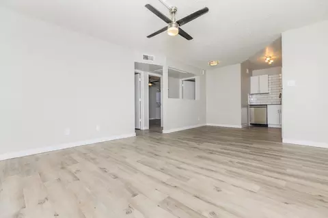8130 W Indian School Rd, Phoenix, AZ 85033 photo 17