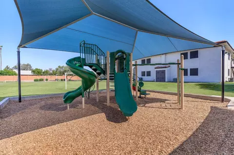 8130 W Indian School Rd, Phoenix, AZ 85033 photo 13