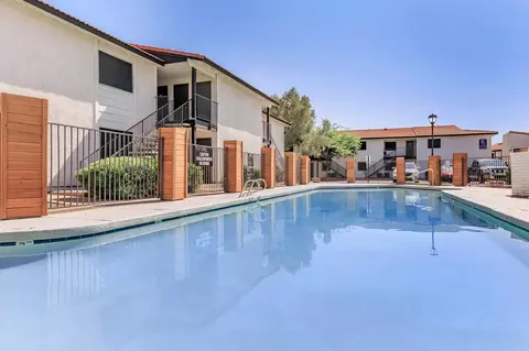 8130 W Indian School Rd, Phoenix, AZ 85033 photo 10