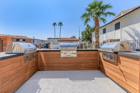 8130 W Indian School Rd, Phoenix, AZ 85033 photo 8