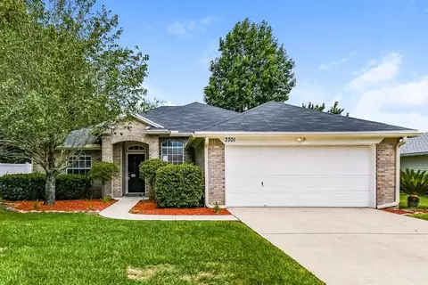 3701 Woodbriar Dr, Orange Park, FL 32073